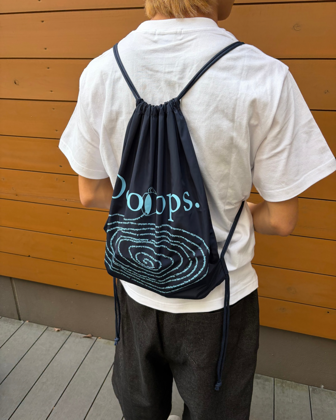 Brown)Knapsack spilling coffee
