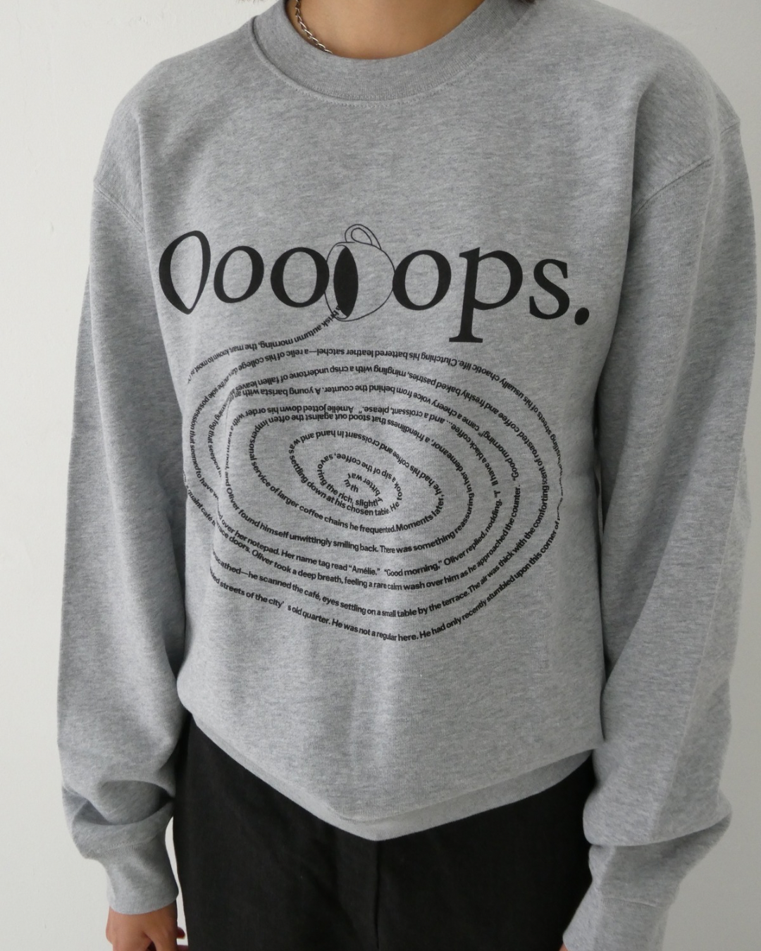 Gray)Spilling coffee sweat