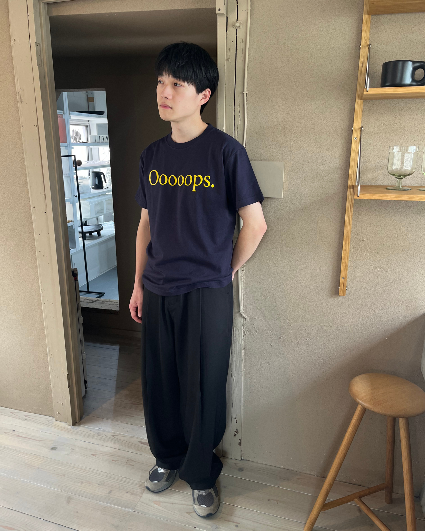 Navy_yellow)Ooooops print tee