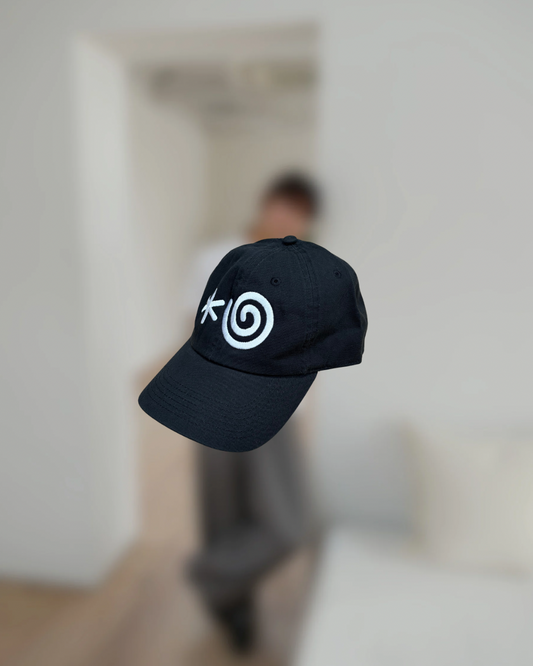 Black)Guruguru logo cap