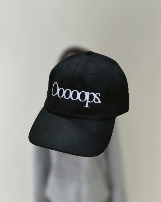 Black)Ooooops logo cap