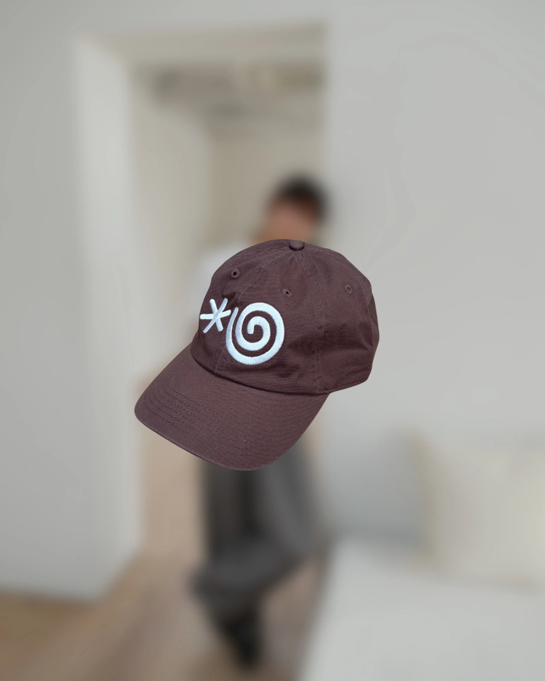 Brown)Guruguru logo cap
