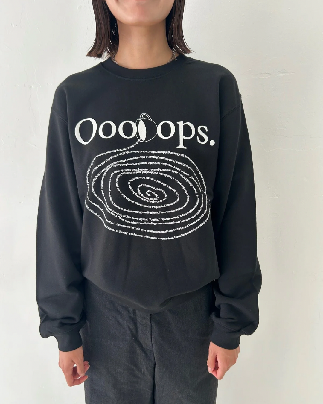 Black)Spilling coffee sweat